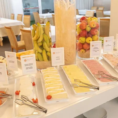 雷吉纳酒店 酒店