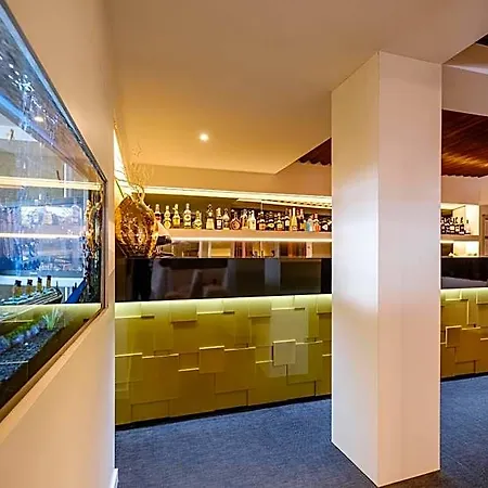 Regina Hotel 4*