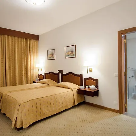 Regina 4* Fátima